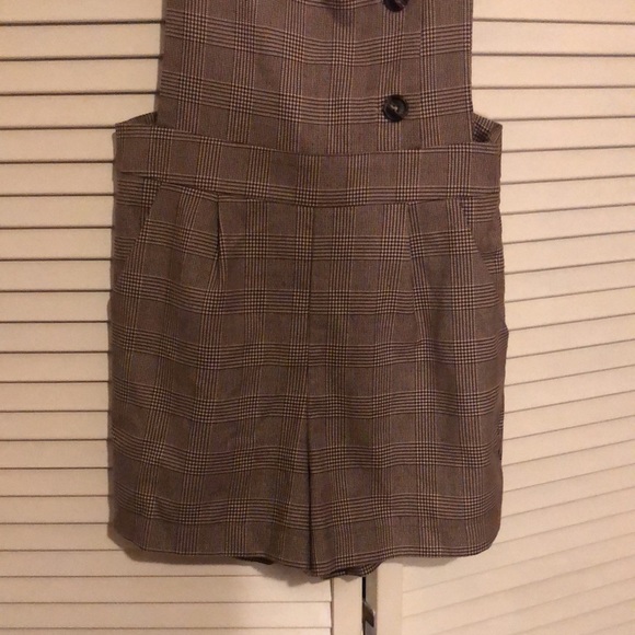 women’s shorts romper in brown, size medium - Picture 2 of 3